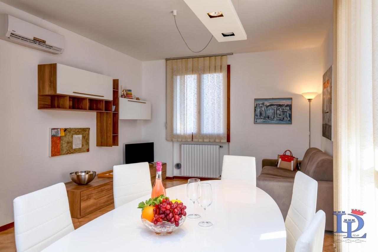 Appartement Desenzanoloft Enjoy à Desenzano del Garda Extérieur photo